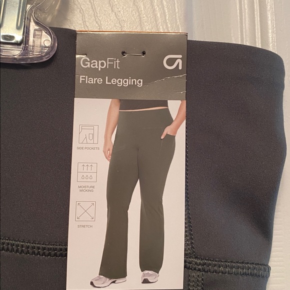 GapFit Green Flare Leggings…size XXL - Picture 6 of 6